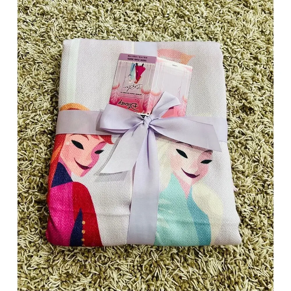 NWT❤️Disney Frozen Throw Blanket - Brittney Lee